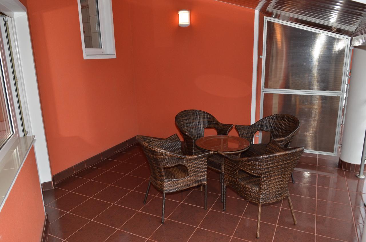 Hotel Serpanok Tyachiv Exterior foto